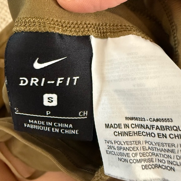 Nike pro dri fit size small army green leggings in excellent like-new condition - Picture 6 of 6